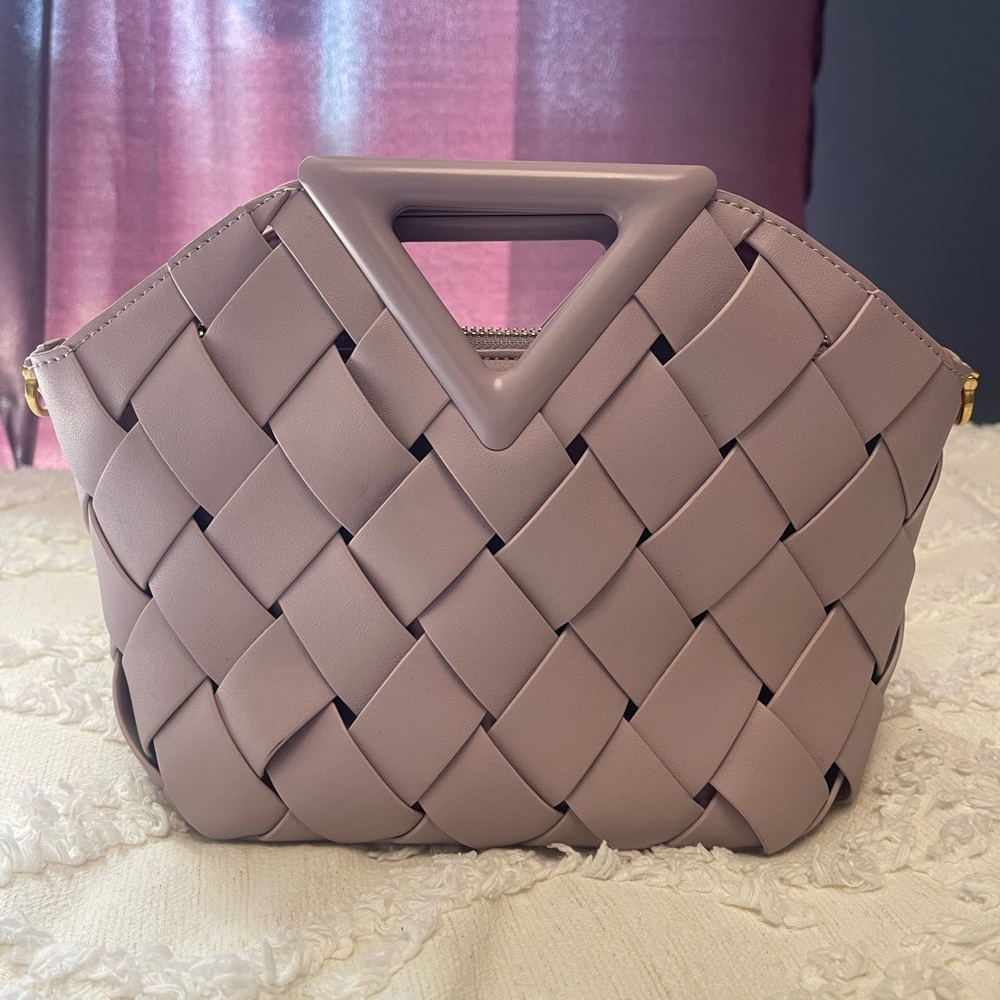 Chic Mauve Woven Purse
